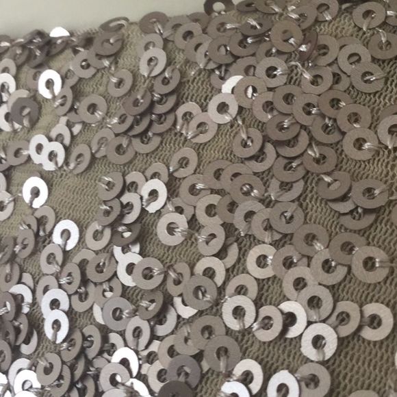 Cowl-sequin-embellished long-sleeved dress888 - Picture 7 of 8